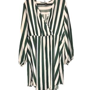 Shein Curve Green & White Stripe Print Long Billow Sleeve Plus Size Dress